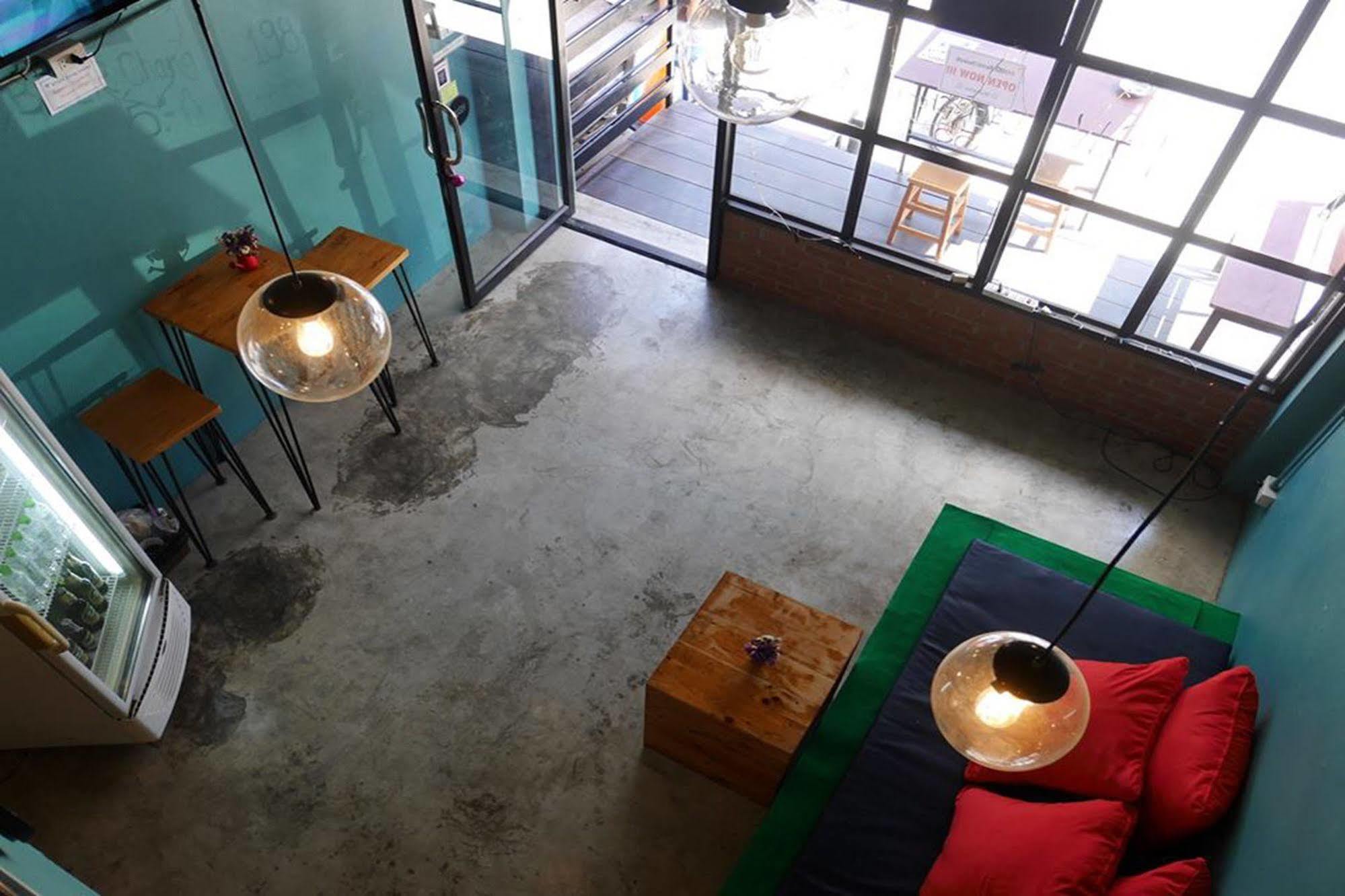 Hygge Hostel Chiangmai Chiang Mai Exteriör bild